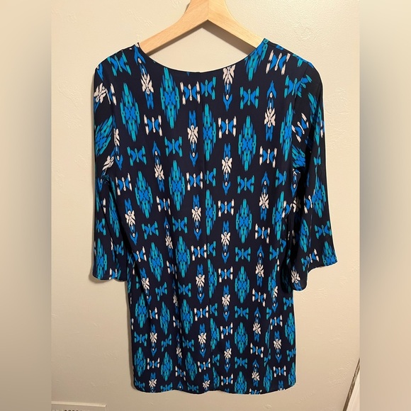 Everly Blue and White Colorful Geometric Patterned Shift Dress Medium 3/4 Sleeve - Picture 11 of 12